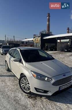Хетчбек Ford Focus 2016 в Чернівцях
