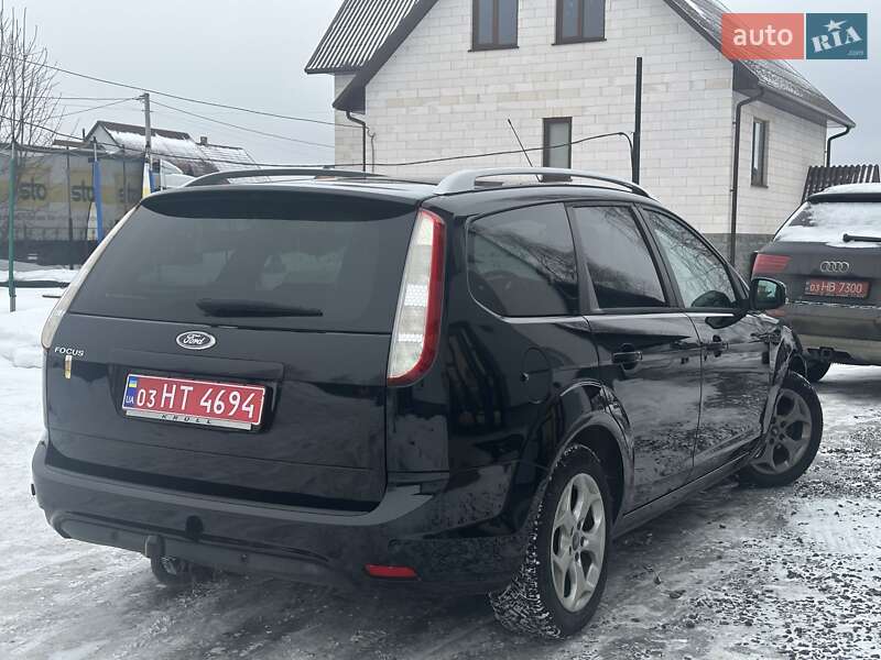 Универсал Ford Focus 2011 в Любешове