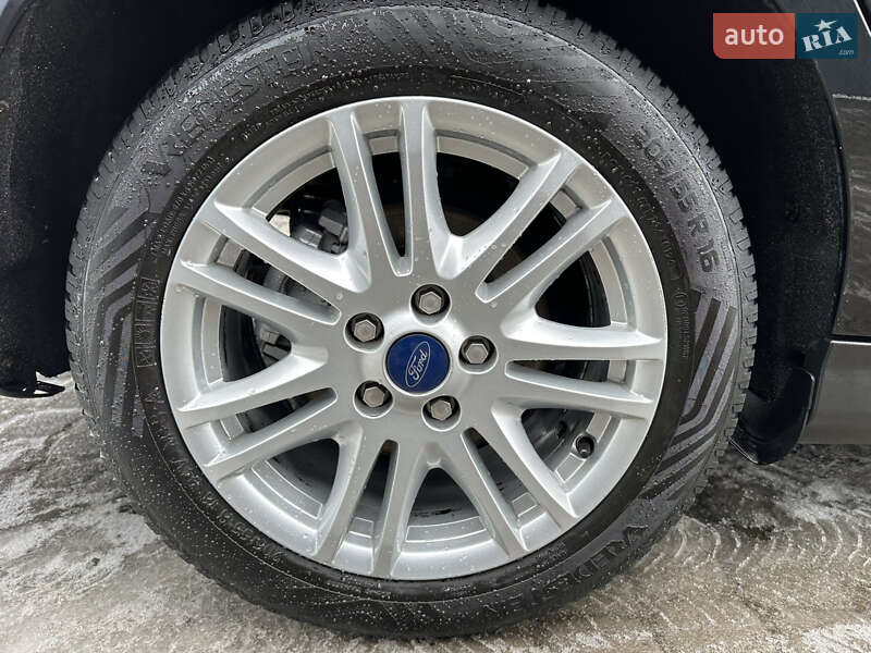 Универсал Ford Focus 2013 в Львове