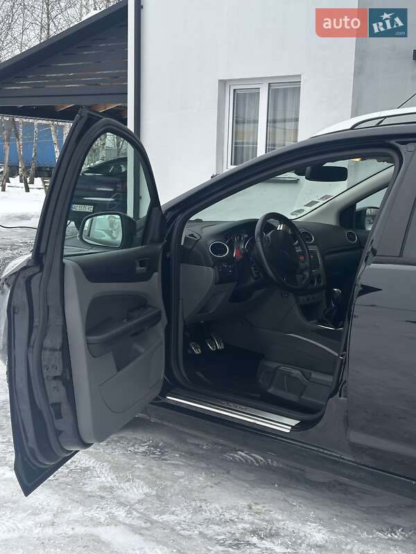 Универсал Ford Focus 2011 в Любешове