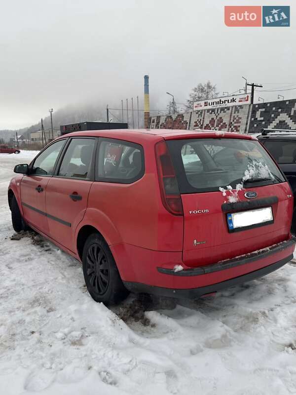 Универсал Ford Focus 2006 в Долине