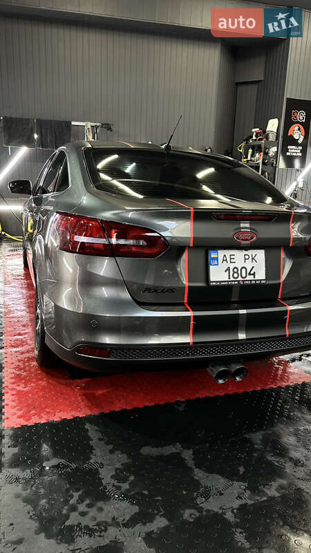 Седан Ford Focus 2017 в Днепре