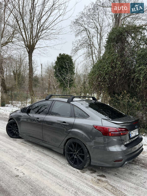 Седан Ford Focus 2016 в Одессе