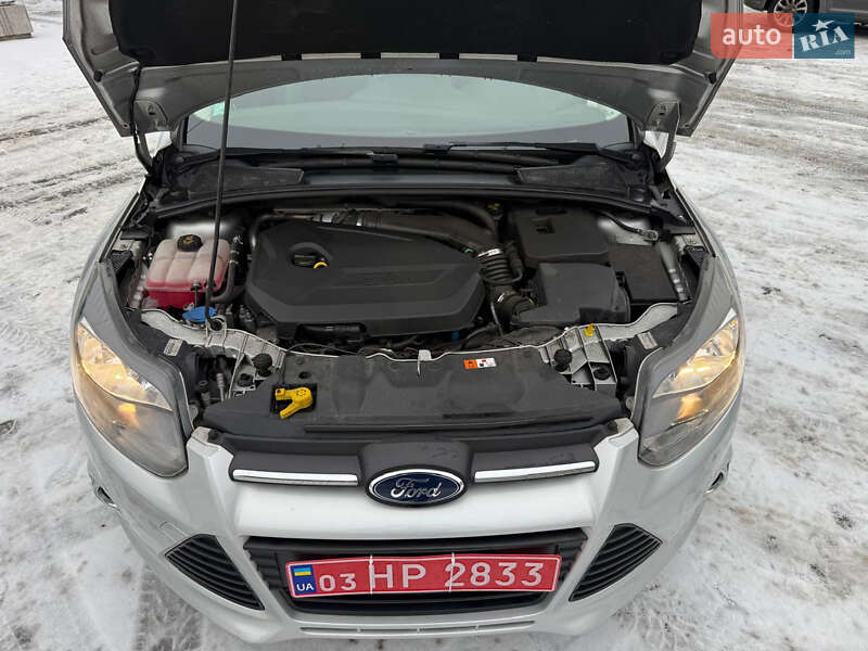 Хэтчбек Ford Focus 2011 в Луцке