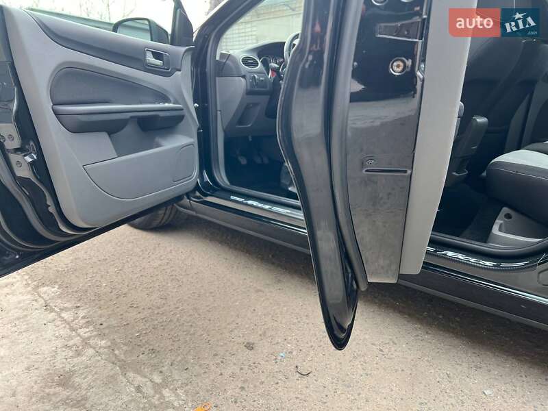 Універсал Ford Focus 2010 в Дніпрі фото 11 Універсал Ford Focus 2010 в Дніпрі