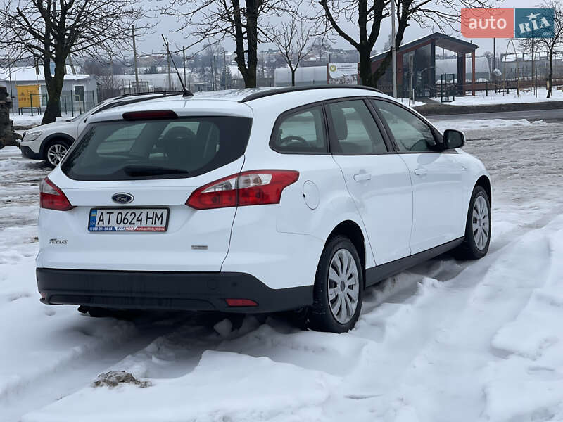 Универсал Ford Focus 2013 в Долине