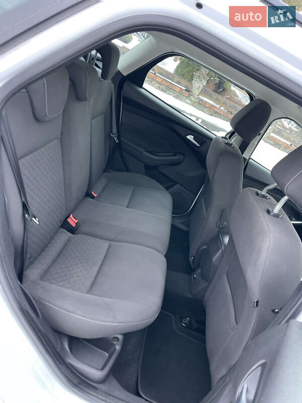 Универсал Ford Focus 2013 в Долине