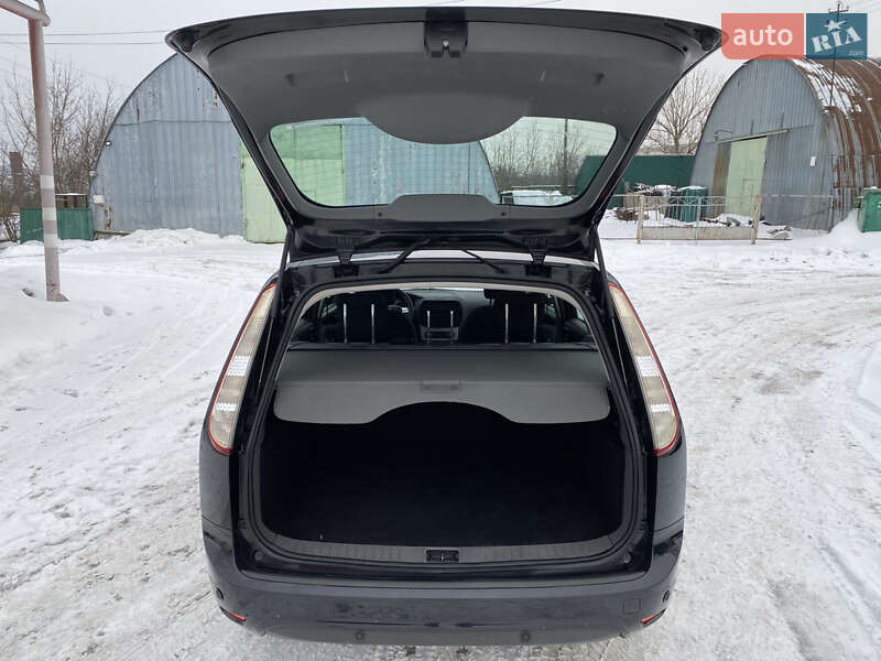 Универсал Ford Focus 2010 в Ровно