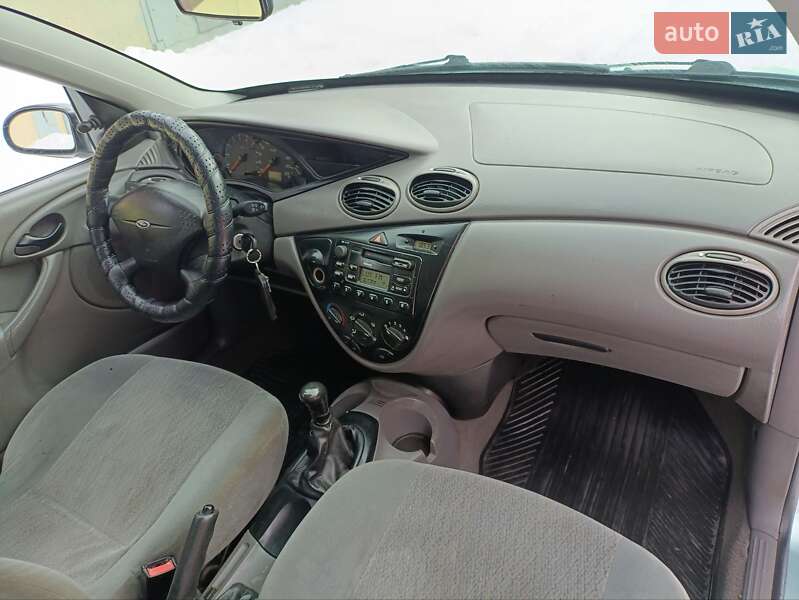 Седан Ford Focus 2000 в Житомире
