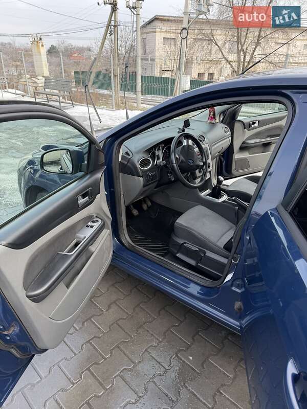 Хетчбек Ford Focus 2010 в Одесі фото 11 Хетчбек Ford Focus 2010 в Одесі