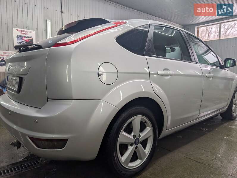 Хетчбек Ford Focus 2010 в Каневі