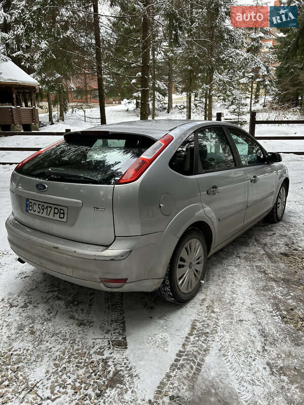 Хетчбек Ford Focus 2006 в Поляниці фото 4 Хетчбек Ford Focus 2006 в Поляниці