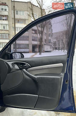 Универсал Ford Focus 1999 в Новояворовске