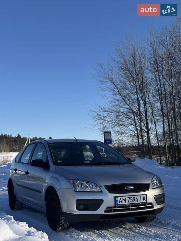 Хетчбек Ford Focus 2006 в Житомирі