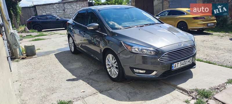 Седан Ford Focus 2015 в Киеве фото 9 Седан Ford Focus 2015 в Киеве