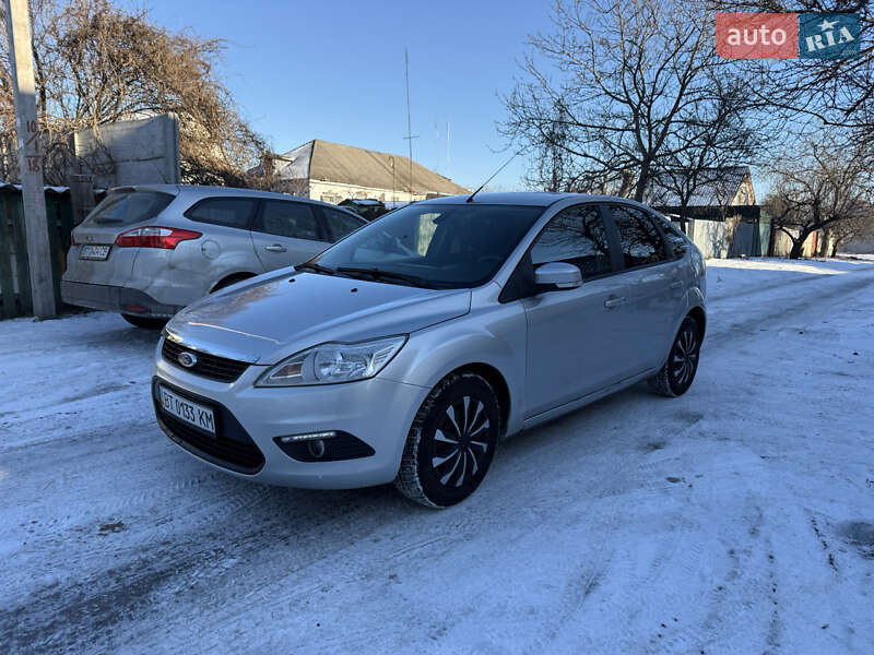 Хэтчбек Ford Focus 2008 в Кременчуге