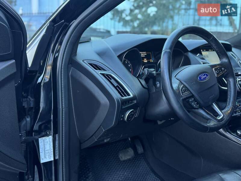 Хэтчбек Ford Focus 2017 в Киеве