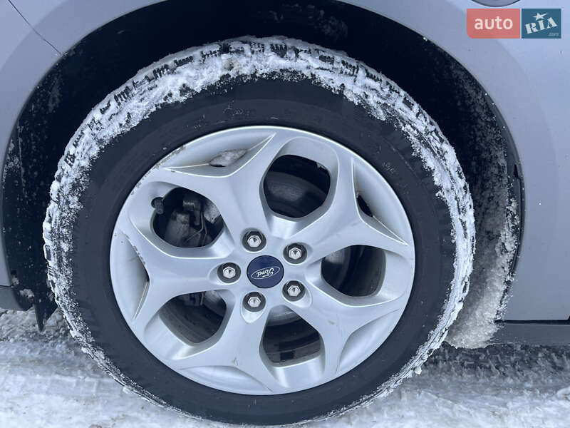 Хэтчбек Ford Focus 2016 в Киеве фото 15 Хэтчбек Ford Focus 2016 в Киеве