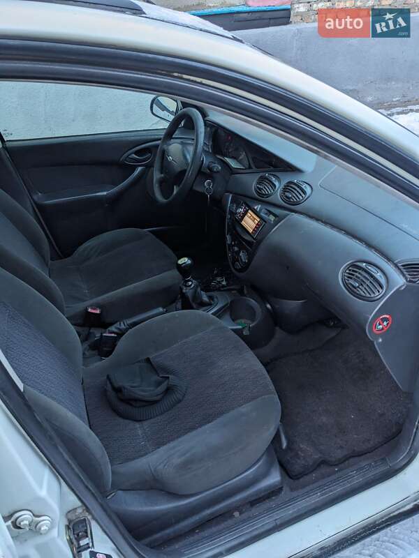 Универсал Ford Focus 1999 в Корце фото 8 Универсал Ford Focus 1999 в Корце