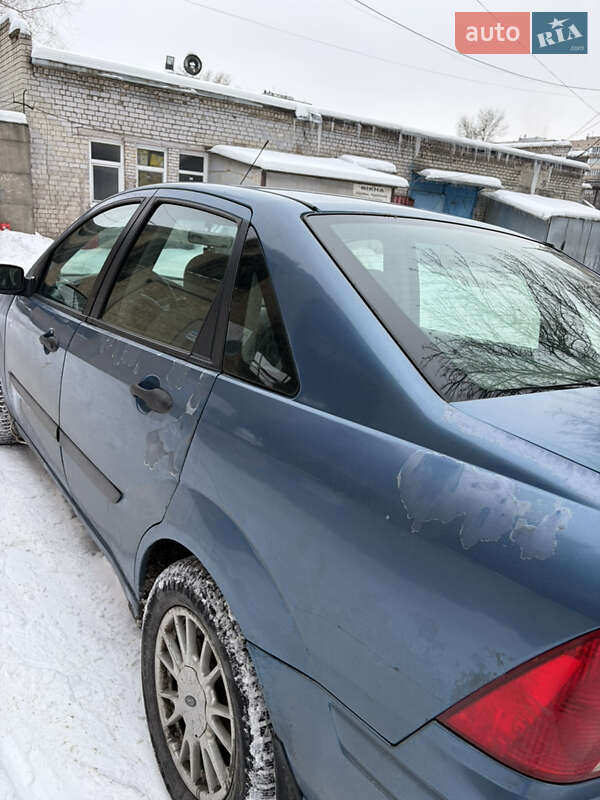 Седан Ford Focus 2001 в Києві