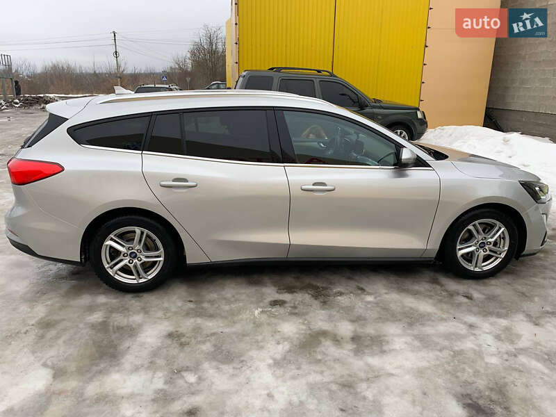 Универсал Ford Focus 2020 в Новояворовске