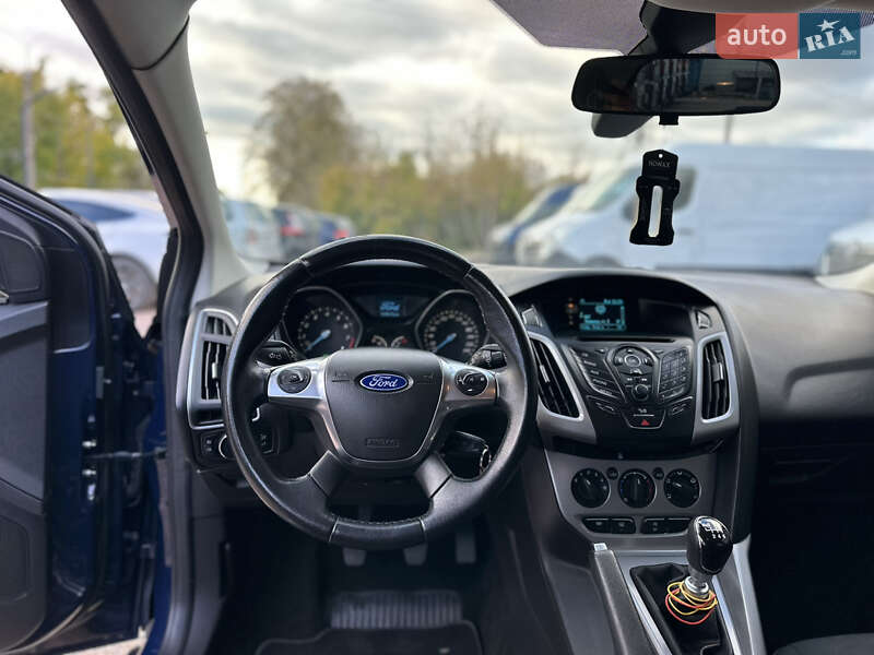 Универсал Ford Focus 2014 в Ровно фото 23 Универсал Ford Focus 2014 в Ровно