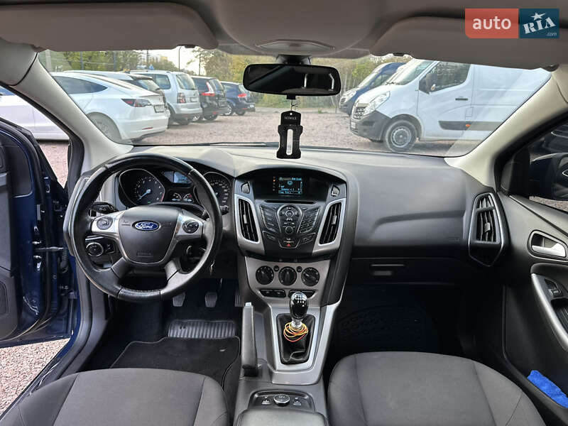 Универсал Ford Focus 2014 в Ровно фото 28 Универсал Ford Focus 2014 в Ровно