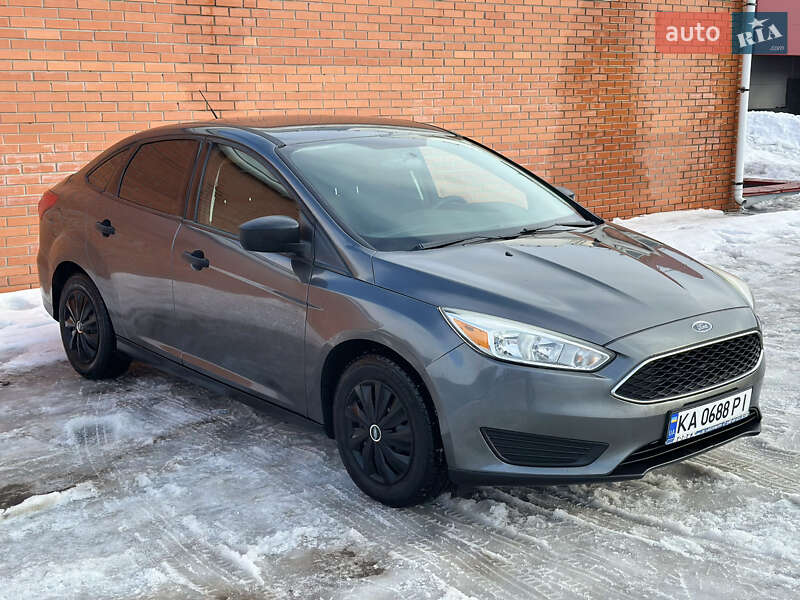 Седан Ford Focus 2016 в Киеве