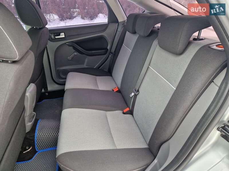 Хэтчбек Ford Focus 2010 в Тернополе фото 36 Хэтчбек Ford Focus 2010 в Тернополе