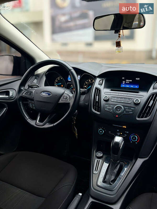 Седан Ford Focus 2015 в Днепре фото 27 Седан Ford Focus 2015 в Днепре