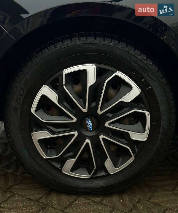 Седан Ford Focus 2015 в Днепре фото 44 Седан Ford Focus 2015 в Днепре