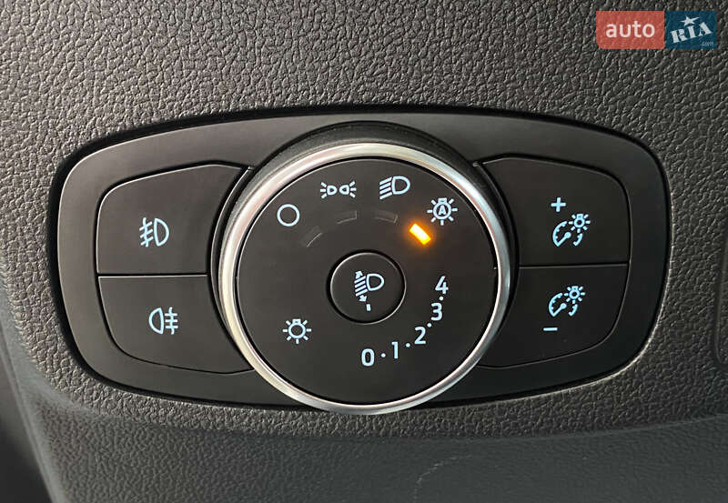 Универсал Ford Focus 2020 в Львове фото 24 Универсал Ford Focus 2020 в Львове