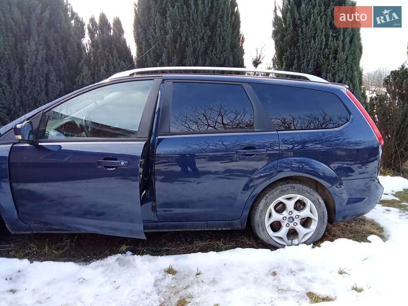 Универсал Ford Focus 2010 в Рожнятове фото 2 Универсал Ford Focus 2010 в Рожнятове