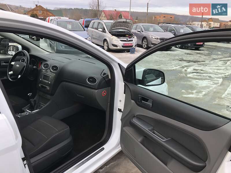 Универсал Ford Focus 2011 в Ивано-Франковске