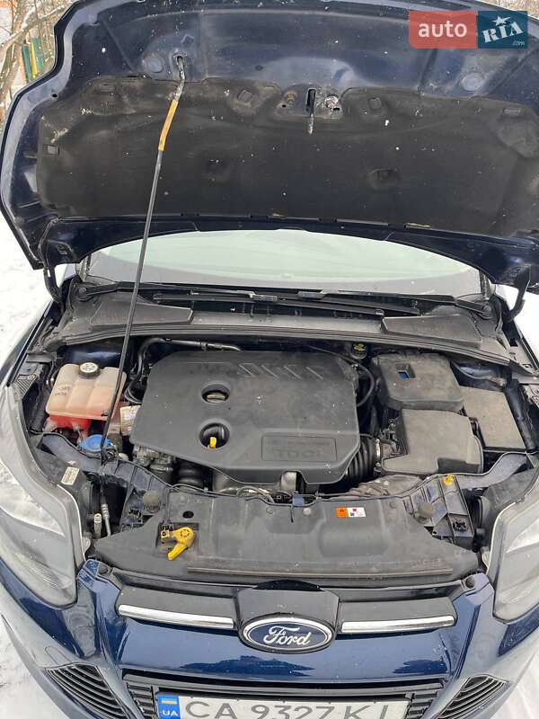 Универсал Ford Focus 2011 в Александровке