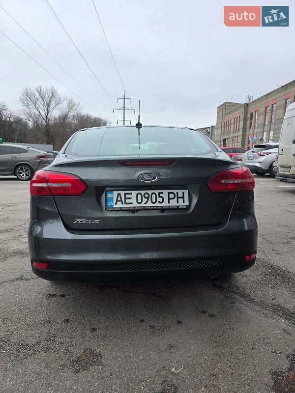 Седан Ford Focus 2017 в Днепре