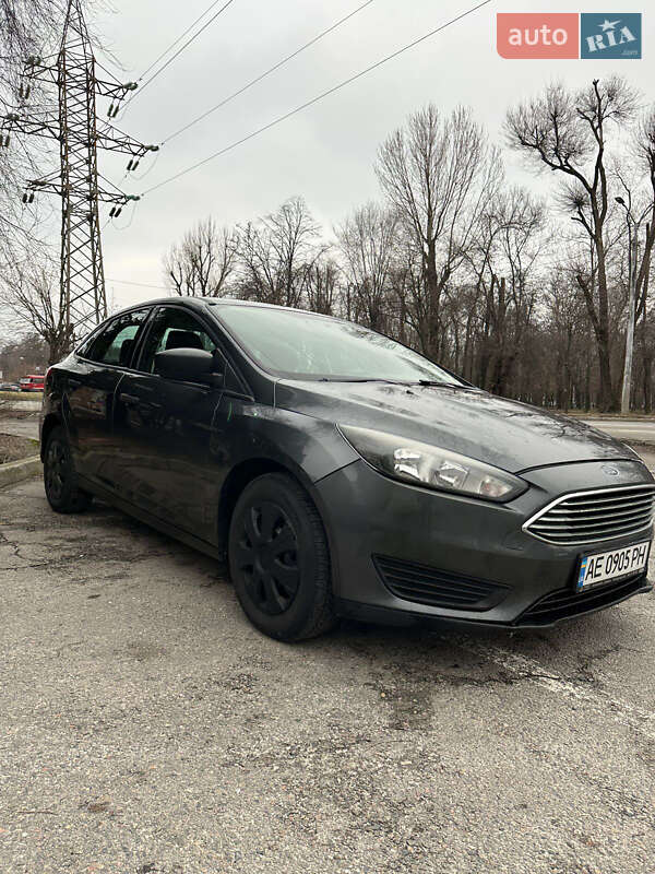Седан Ford Focus 2017 в Днепре