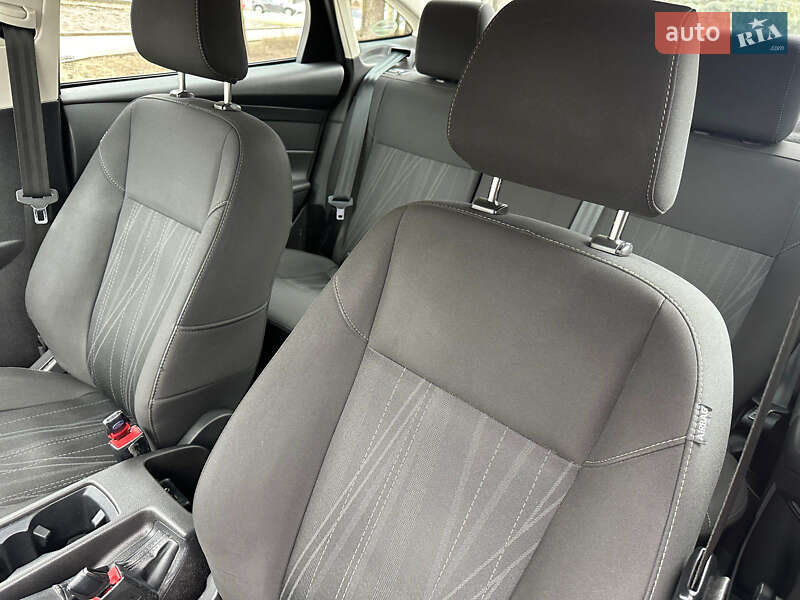 Седан Ford Focus 2017 в Днепре