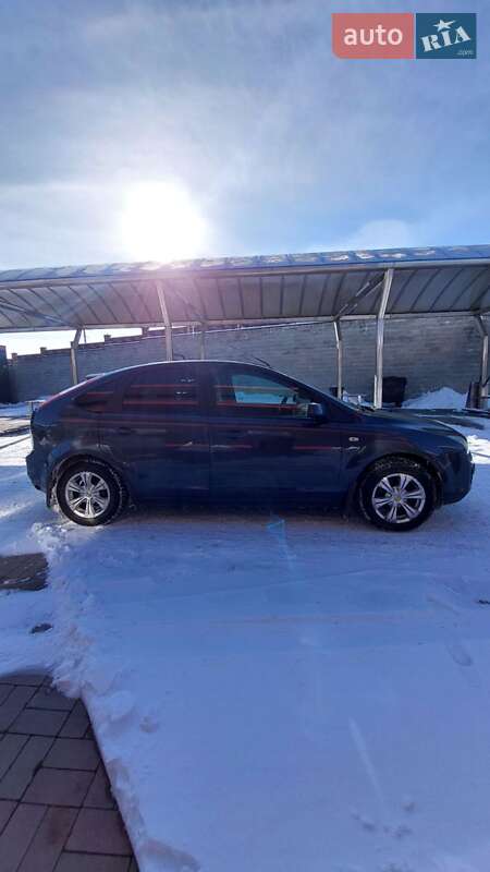 Хэтчбек Ford Focus 2006 в Ровно фото 3 Хэтчбек Ford Focus 2006 в Ровно