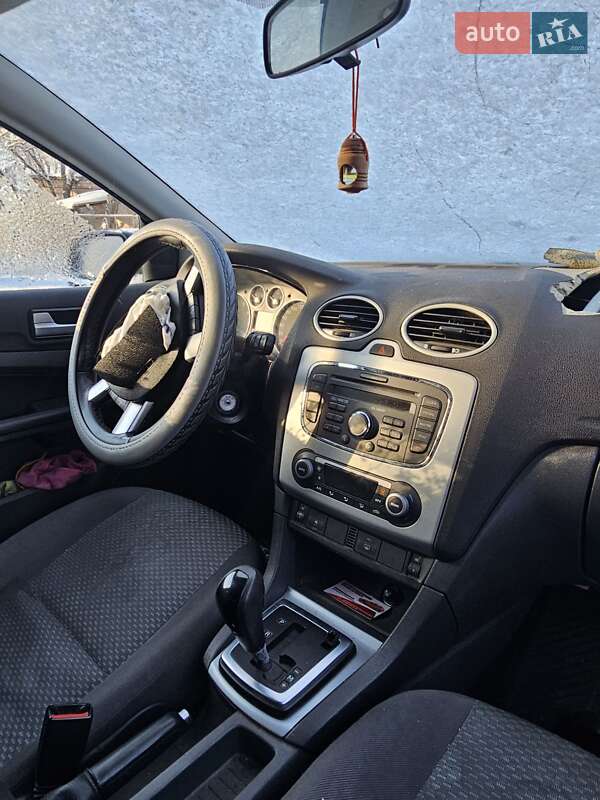 Хэтчбек Ford Focus 2007 в Киеве фото 4 Хэтчбек Ford Focus 2007 в Киеве