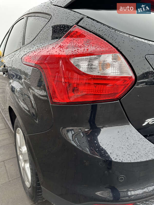 Хетчбек Ford Focus 2011 в Рівному фото 6 Хетчбек Ford Focus 2011 в Рівному