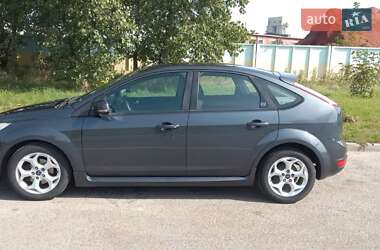Хэтчбек Ford Focus 2008 в Здолбунове