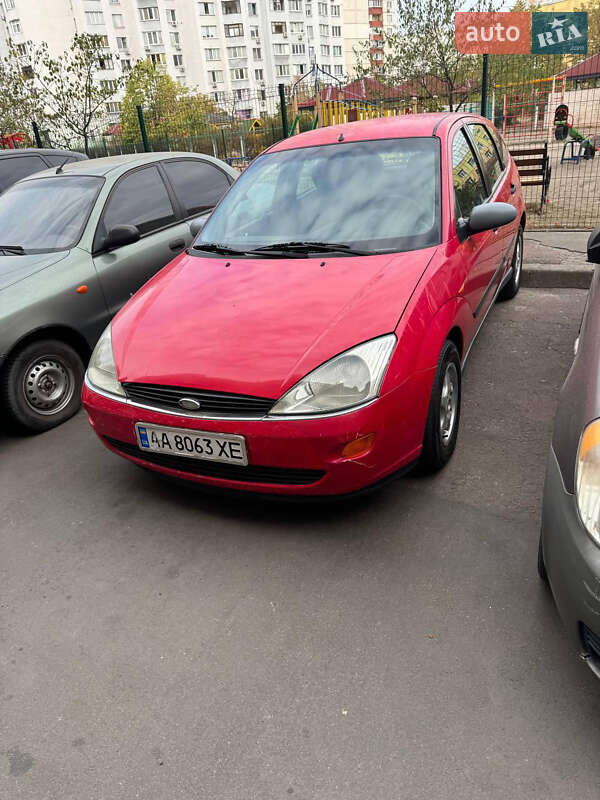 Хэтчбек Ford Focus 1999 в Киеве