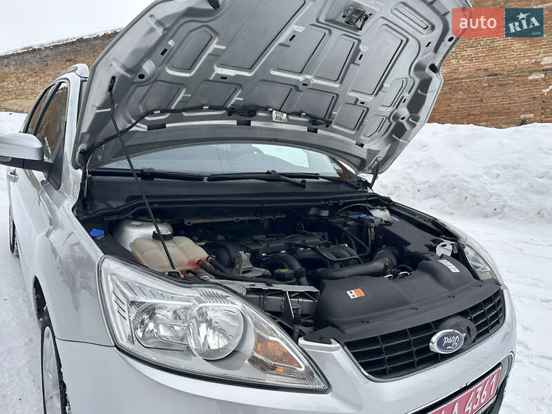 Універсал Ford Focus 2009 в Вишнівці