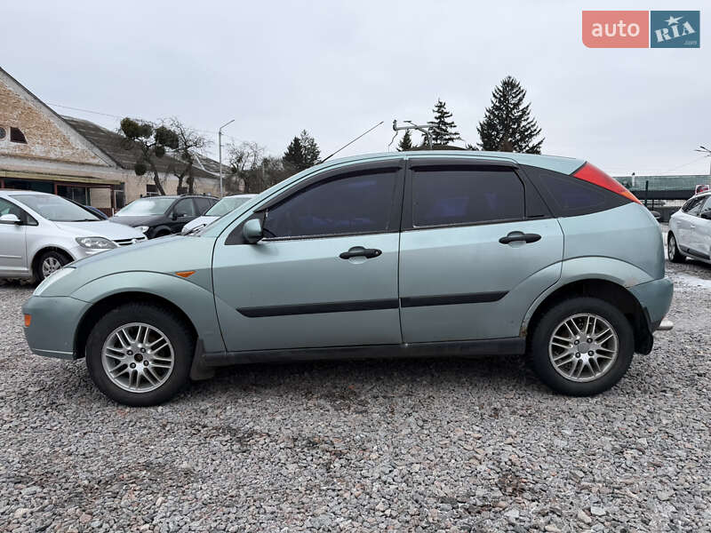 Хетчбек Ford Focus 2000 в Лубнах