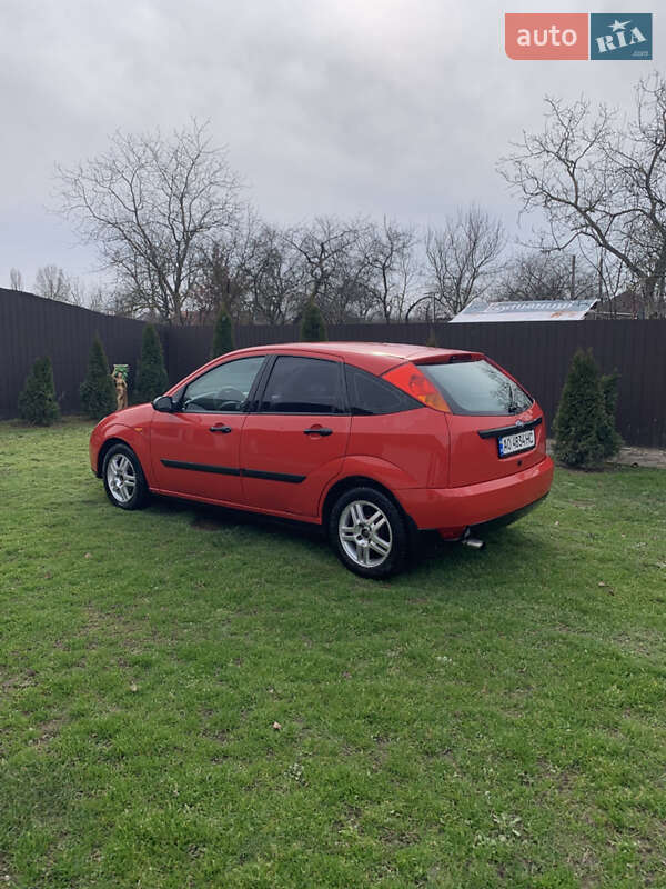 Хэтчбек Ford Focus 2000 в Виноградове фото 4 Хэтчбек Ford Focus 2000 в Виноградове