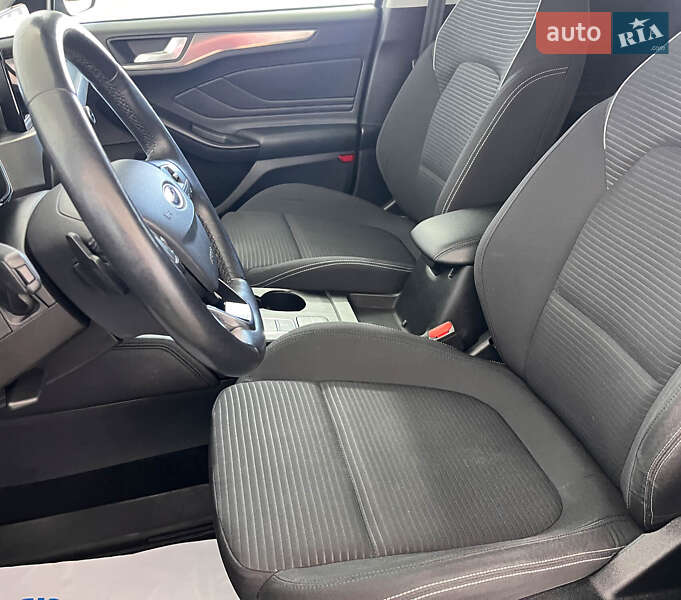 Универсал Ford Focus 2018 в Львове фото 7 Универсал Ford Focus 2018 в Львове