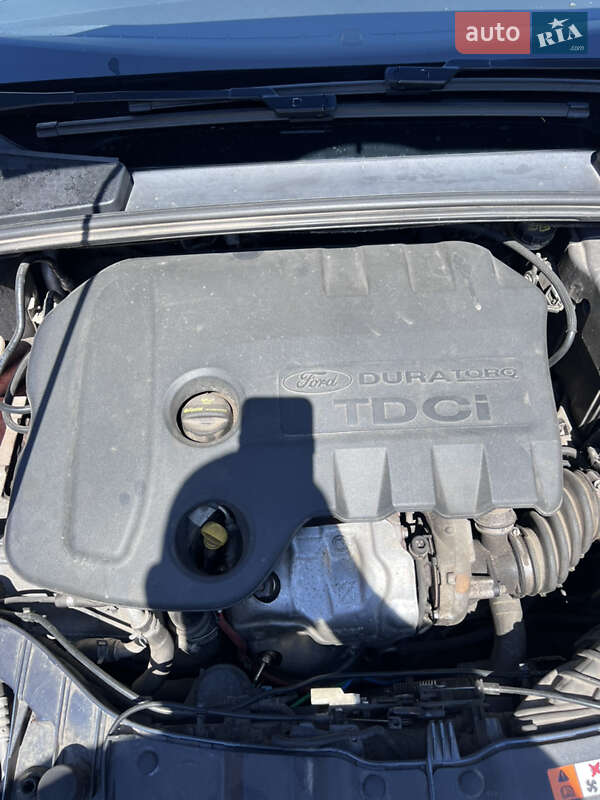 Универсал Ford Focus 2013 в Луцке фото 16 Универсал Ford Focus 2013 в Луцке