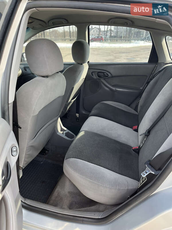 Хэтчбек Ford Focus 2002 в Стрые фото 9 Хэтчбек Ford Focus 2002 в Стрые