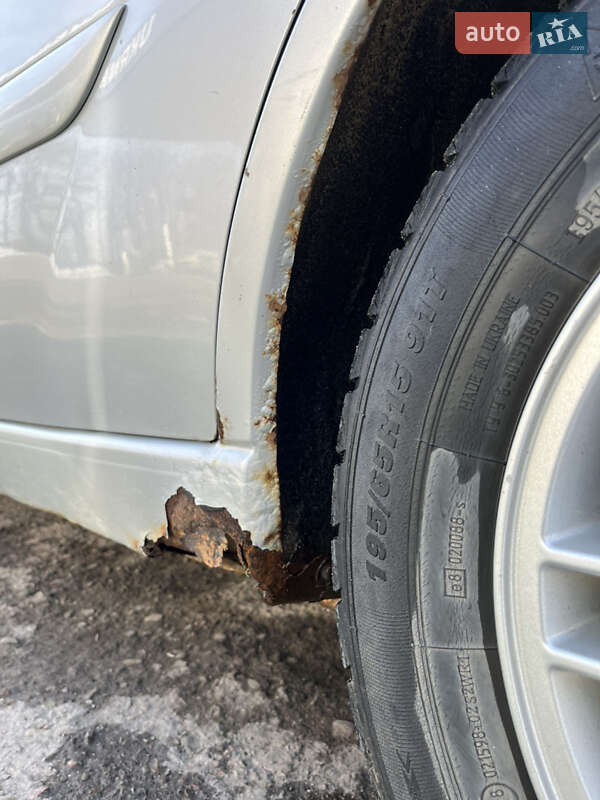 Хэтчбек Ford Focus 2002 в Стрые фото 13 Хэтчбек Ford Focus 2002 в Стрые